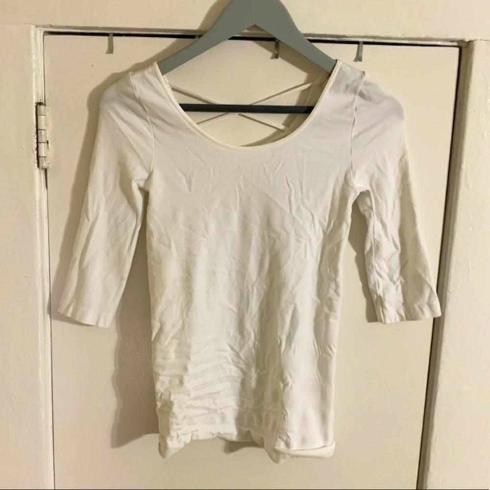 NYTT White Criss Cross Open Back Small‎